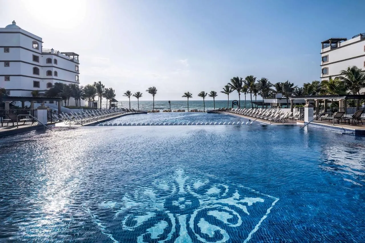 Resort Grand Residences Riviera Cancun Puerto Morelos